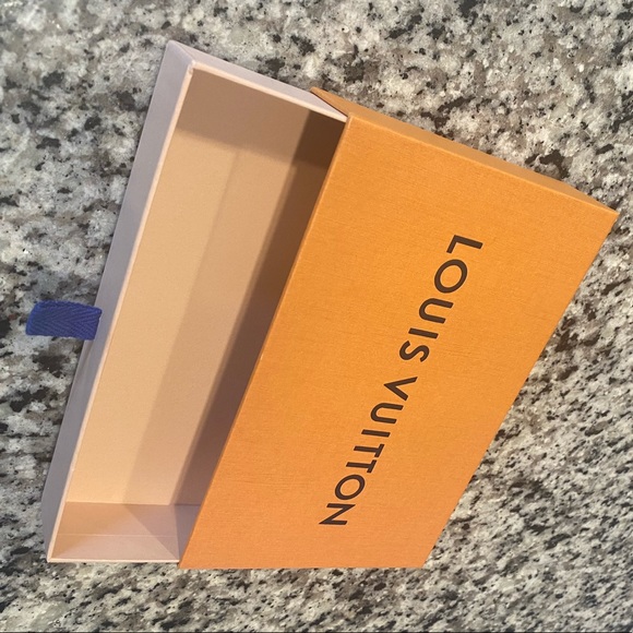 LOUIS VUITTON - Authentic Box - Picture 5 of 11